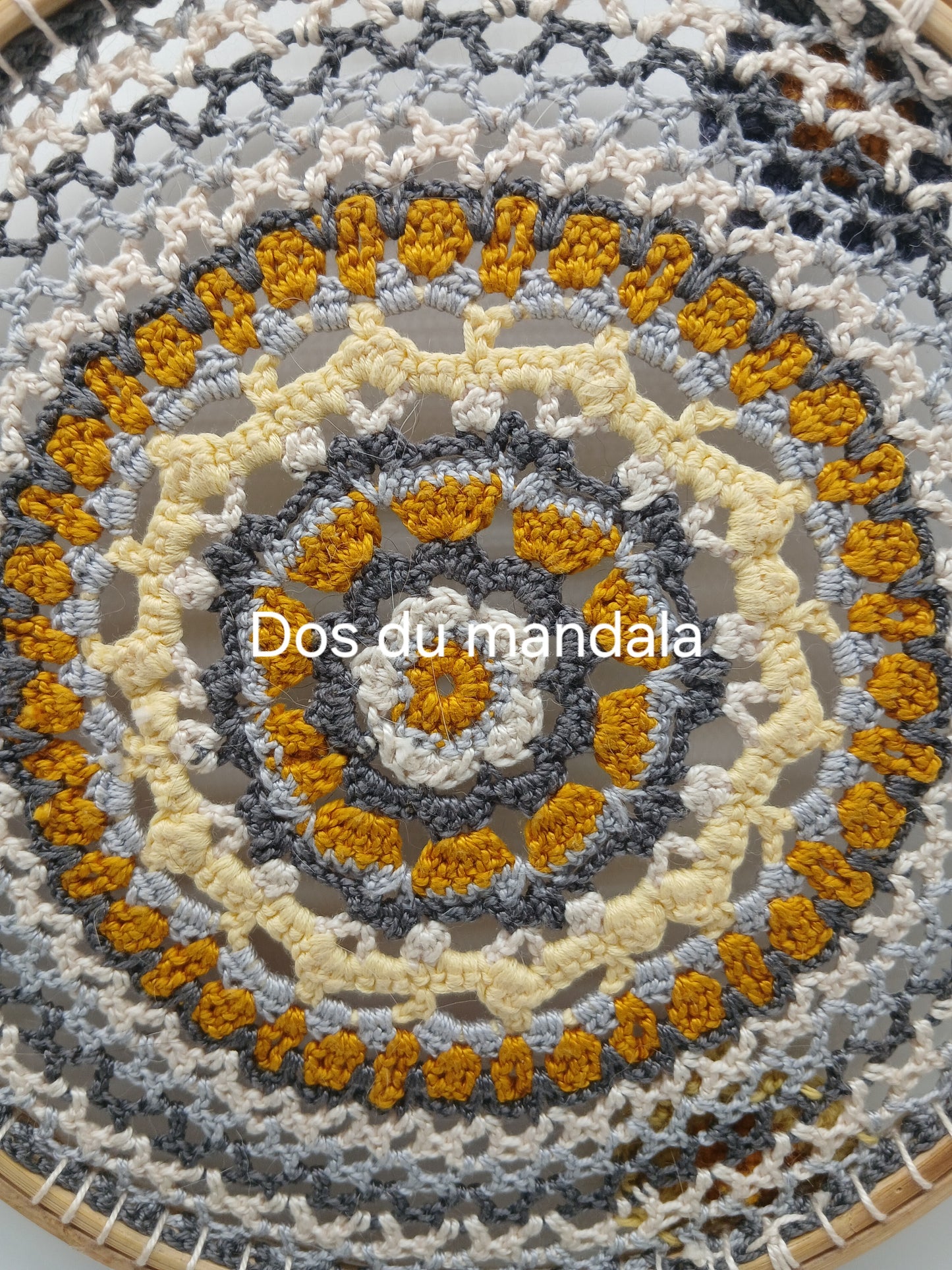 Mandala mural - Éveil de Printemps